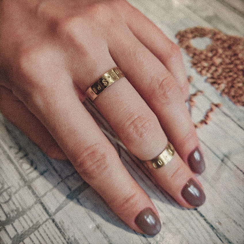 INSCRIPTIONES – DUM SPIRO pierścionek