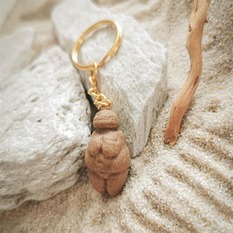 paleolithic sculpting artwork