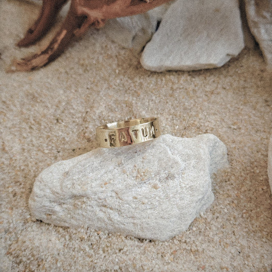 INSCRIPTIONES – FATUM pierścionek