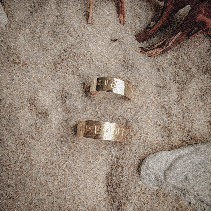INSCRIPTIONES – CARPE DIEM Ring