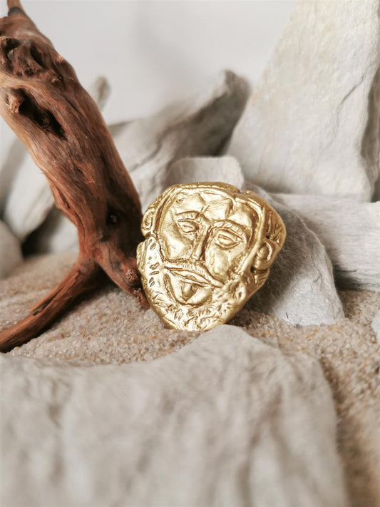 Agamemnon Brooch – Gold Face of the Mythological King of Argolis