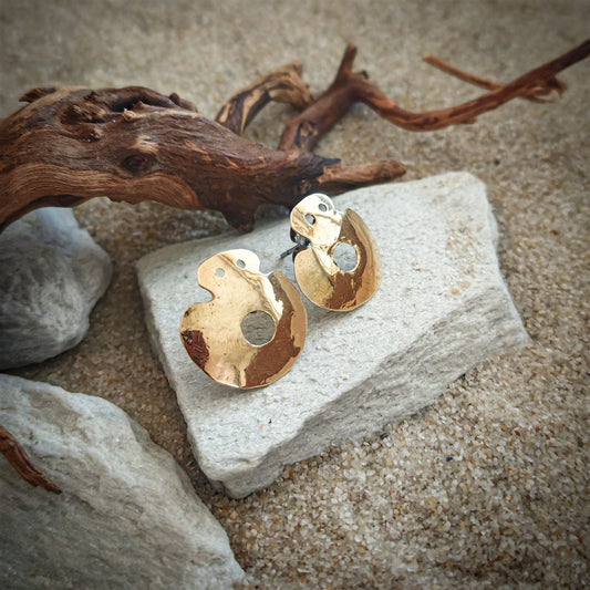 Kolczyki z mosiądzu z amuletem Warna – biżuteria z antycznych artefaktów • Ręcznie robiony prezent archeologiczny • Inspirowane historią Bułgarii