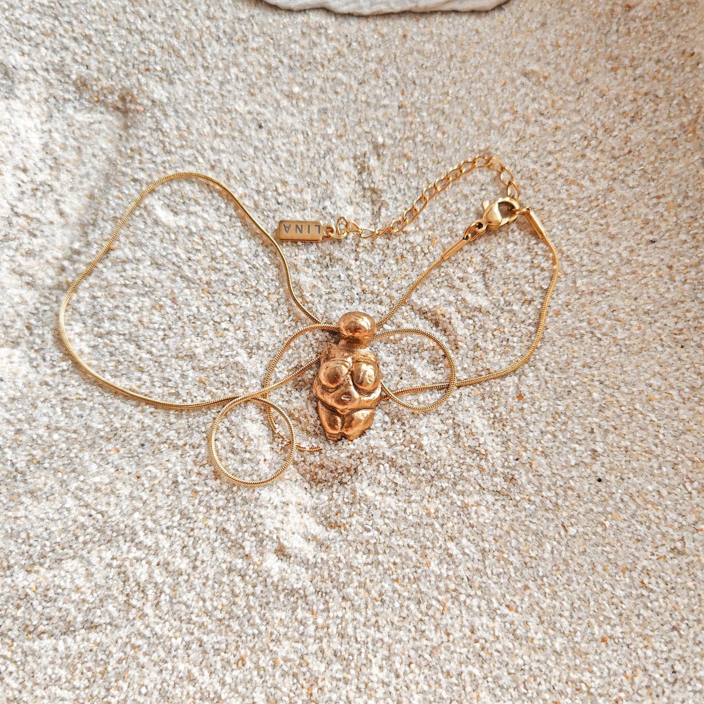 Venus Antiqua: Willendorf — naszyjnik