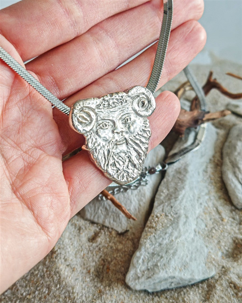 ZEUS AMMON – Necklace